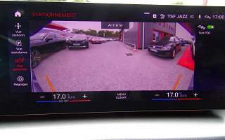 BMW  X1 X1 SDRIVE 18I 136CV DKG7 BVA