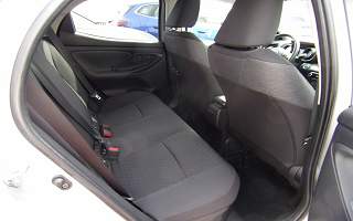TOYOTA YARIS  HYBRID