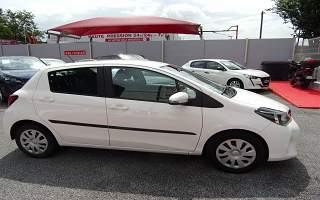 TOYOTA YARIS 