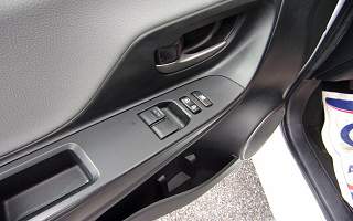 TOYOTA YARIS 