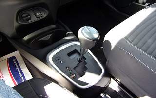 TOYOTA  YARIS YARIS 110 VVT-I 5P BVA