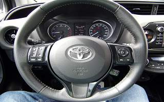TOYOTA  YARIS YARIS 70 VVT-I BVM