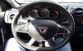DACIA SANDERO 
