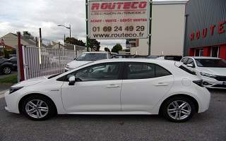 TOYOTA COROLLA  HYBRID