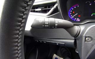 TOYOTA COROLLA  HYBRID