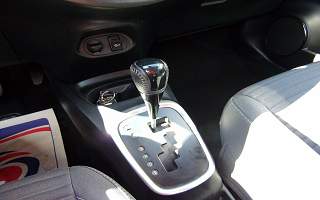 TOYOTA  YARIS YARIS HYBRIDE 100H