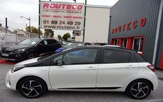 TOYOTA YARIS  HYBRID