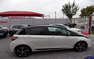 TOYOTA YARIS  HYBRID
