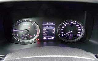 HYUNDAI TUCSON  HYBRID