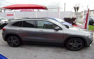MERCEDES GLA  HYBRID