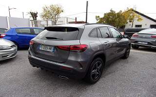 MERCEDES GLA  HYBRID