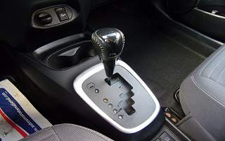 TOYOTA&nbsp;YARIS&nbsp; HYBRID