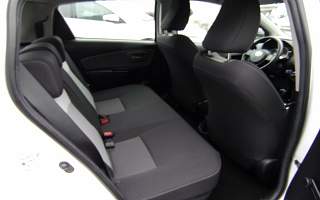 TOYOTA YARIS  HYBRID