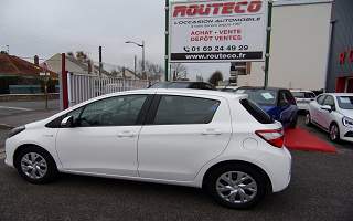 TOYOTA YARIS  HYBRID