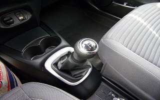 TOYOTA&nbsp;YARIS&nbsp; 5P