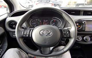 TOYOTA&nbsp;YARIS&nbsp; 5P