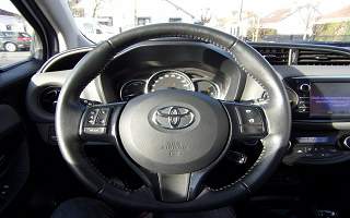 TOYOTA&nbsp; YARIS&nbsp;YARIS HYBRIDE 100H