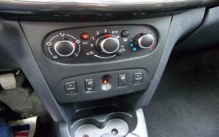 DACIA&nbsp; SANDERO&nbsp;SANDERO TCE 90