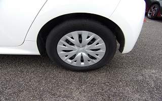 TOYOTA&nbsp;YARIS II&nbsp;YARIS HYBRID