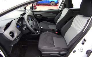 TOYOTA&nbsp;YARIS&nbsp; 5P