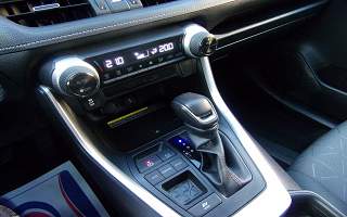 TOYOTA&nbsp;RAV 4A&nbsp;RAV 4 HYBRID