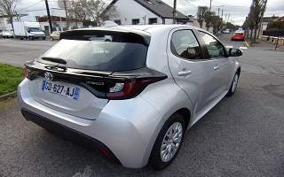 TOYOTA&nbsp;YARIS&nbsp; HYBRID