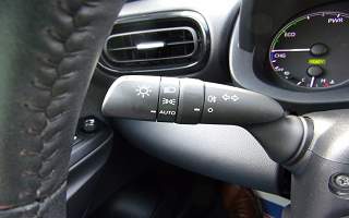 TOYOTA&nbsp;YARIS&nbsp; HYBRID