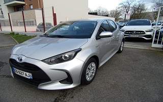 TOYOTA&nbsp;YARIS&nbsp; HYBRID