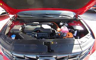 HYUNDAI&nbsp;TUCSON&nbsp; HYBRID