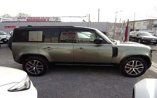 LAND ROVER&nbsp;DEFENDER&nbsp; II