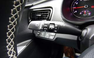 KIA&nbsp;STONIC&nbsp;S TONIC