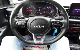 KIA&nbsp;STONIC&nbsp;S TONIC