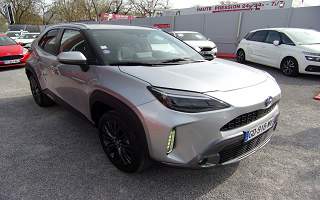 TOYOTA&nbsp;YARIS&nbsp; CROSS