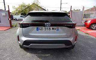 TOYOTA&nbsp;YARIS&nbsp; CROSS