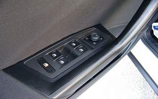 VOLKSWAGEN&nbsp;T-ROC&nbsp;