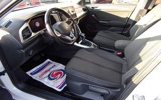VOLKSWAGEN&nbsp;T-ROC&nbsp;