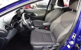 TOYOTA&nbsp;YARIS&nbsp; HYBRID