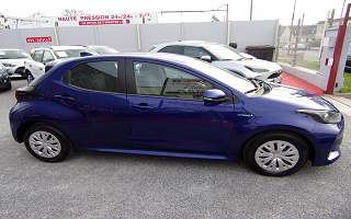 TOYOTA&nbsp;YARIS&nbsp; HYBRID