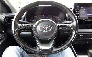 TOYOTA&nbsp;YARIS&nbsp; HYBRID
