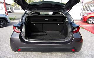 TOYOTA&nbsp; YARIS&nbsp;YARIS HYBRIDE 114H