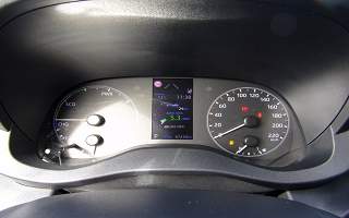 TOYOTA&nbsp; YARIS&nbsp;YARIS HYBRIDE 114H