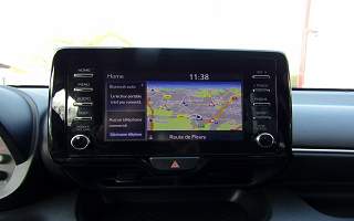 TOYOTA&nbsp; YARIS&nbsp;YARIS HYBRIDE 114H