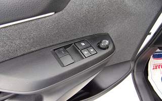 TOYOTA&nbsp;YARIS&nbsp; HYBRID