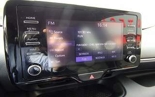 TOYOTA&nbsp;YARIS&nbsp; HYBRID