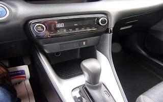 TOYOTA&nbsp;YARIS&nbsp; HYBRID