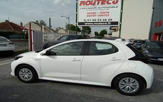 TOYOTA&nbsp;YARIS&nbsp; HYBRID