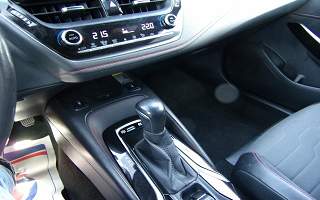 TOYOTA&nbsp;COROLLA TOURING&nbsp;TOURING SPORTS HYBRID