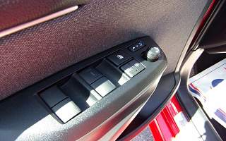 TOYOTA&nbsp; YARIS&nbsp;YARIS HYBRID 116H BVA