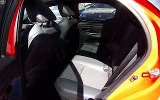 TOYOTA&nbsp; YARIS&nbsp;YARIS HYBRID 116H BVA