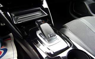 PEUGEOT&nbsp;208&nbsp; NV
